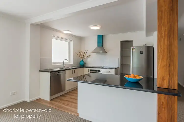 Sixth view of Homely apartment listing, 2/8 Evelyn Crescent, Sandy Bay TAS 7005