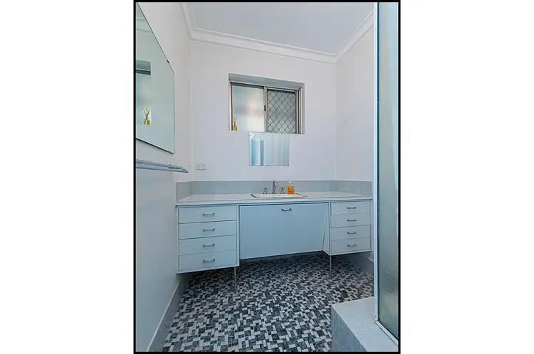 Seventh view of Homely house listing, 15a Haslemere Way, Morley WA 6062