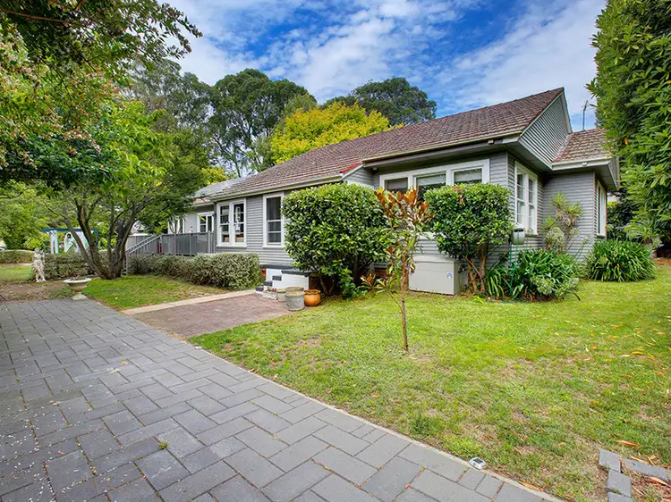 22 Gordon Road, Bowral NSW 2576