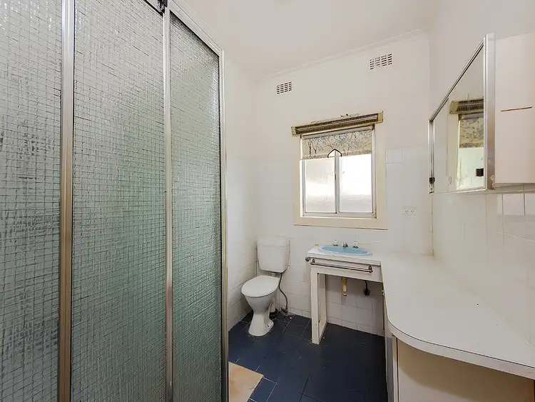 Sixth view of Homely house listing, 2 Suspension Street, Ardeer VIC 3022