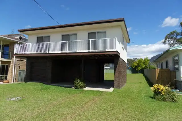 27 OCEAN VIEW ROAD, Sussex Inlet NSW 2540