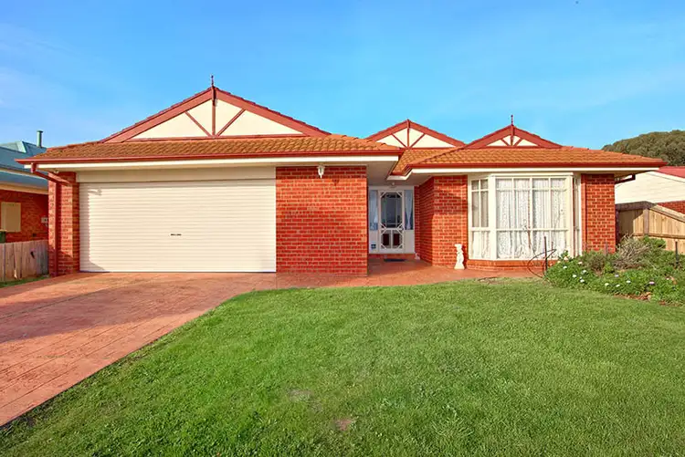 2 Swindon Court, Lara VIC 3212