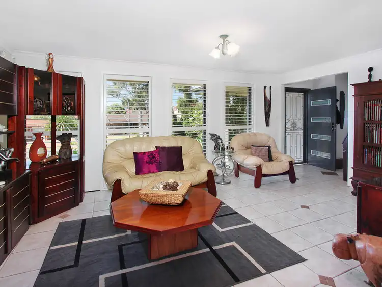 Fifth view of Homely house listing, 10 Usher Close, Abbotsbury NSW 2176