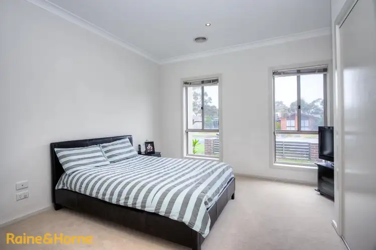 Fifth view of Homely house listing, 2/76 Charter Road West, Sunbury VIC 3429