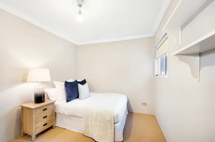 Fifth view of Homely apartment listing, 19/11-13 Oaks Avenue, Dee Why NSW 2099