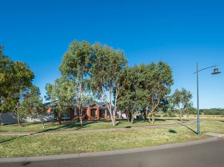 Main view of Homely house listing, 2 Martin Place, Kyneton VIC 3444