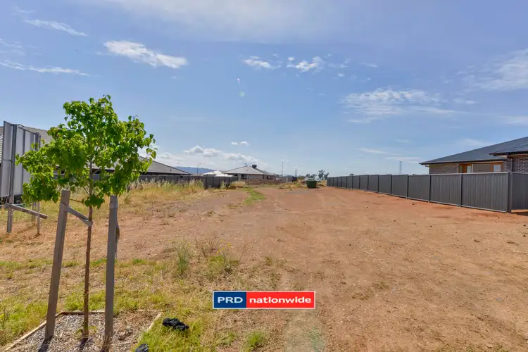 22 Falcon Drive, Tamworth NSW 2340