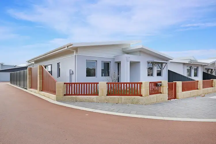 9 Kaalak Lane, Mandurah WA 6210