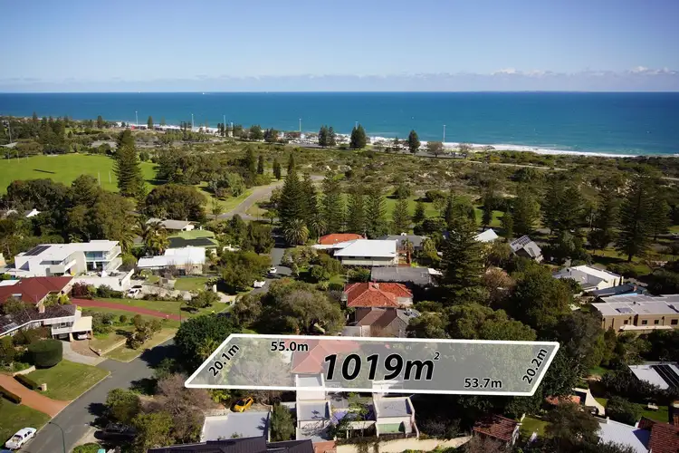 40 Hesperia Avenue, City Beach WA 6015