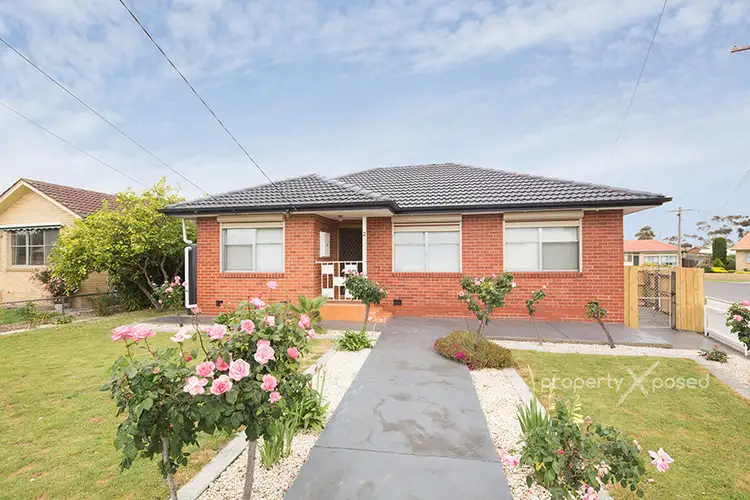 2 Golden Court, Doveton VIC 3177