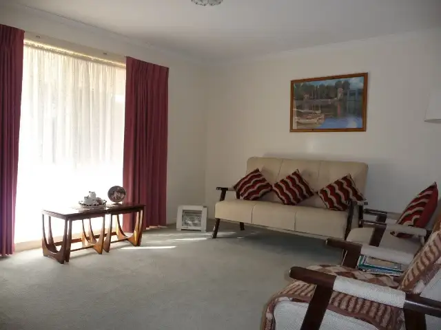 Second view of Homely house listing, 6 Wave Crt, Echuca VIC 3564