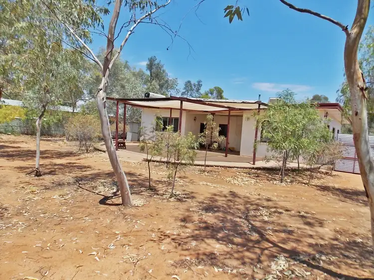 25 Burke Street, East Side NT 870