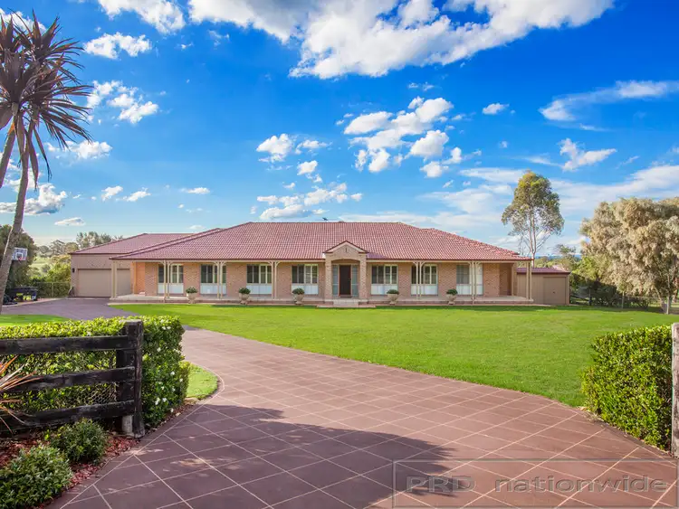 7 Reflection Drive, Louth Park NSW 2320