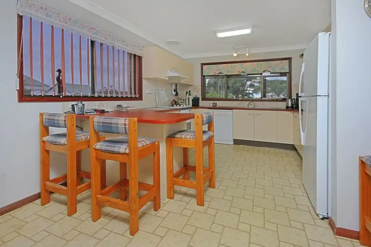 Sixth view of Homely house listing, 2 Ian Street, Ulladulla NSW 2539