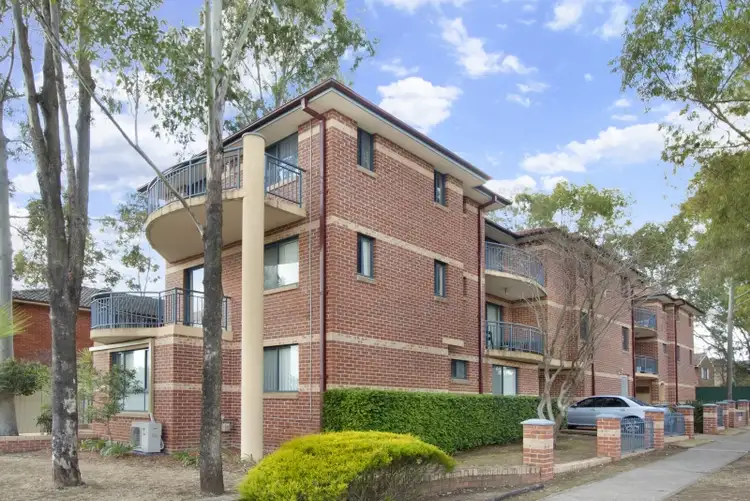 5/18 Sherwood Road, Merrylands West NSW 2160