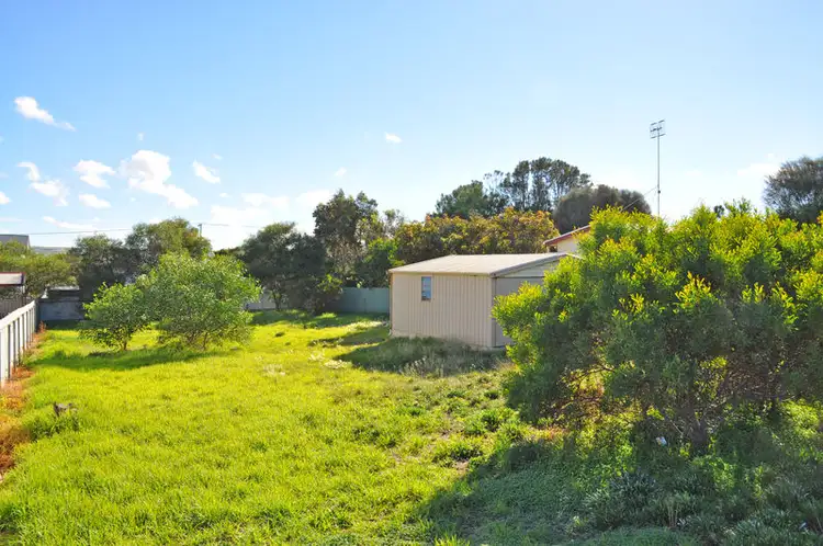 5 Gordon Street, Goolwa Beach SA 5214