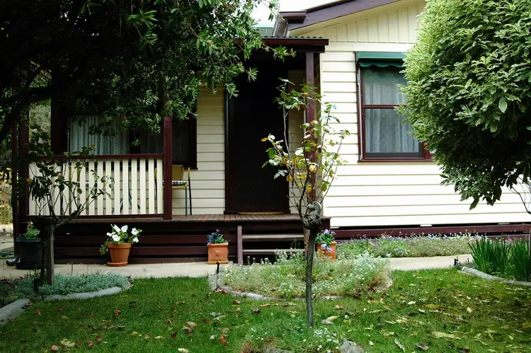 90 Stephenson Street, Great Western VIC 3377