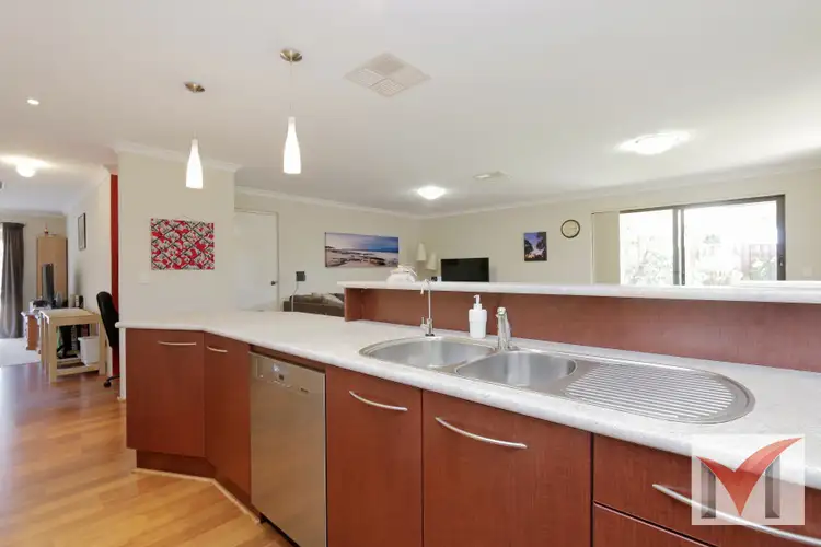 Sixth view of Homely house listing, 2 Epping Mews, Willetton WA 6155