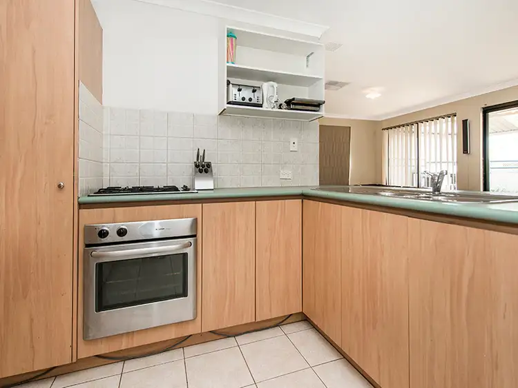 Second view of Homely house listing, 6 Kunzea Close, Maida Vale WA 6057