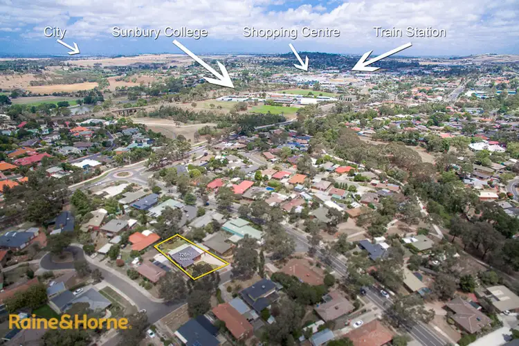 Third view of Homely house listing, 6 Isaacs Close, Sunbury VIC 3429