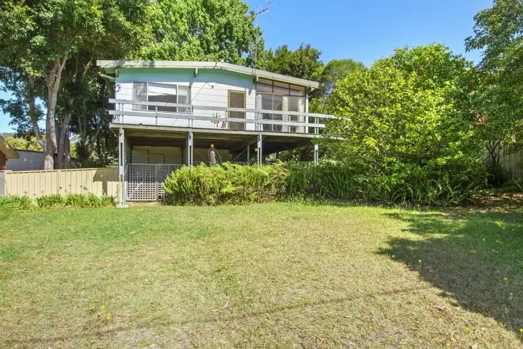 7 Tasman Street, Surf Beach NSW 2536