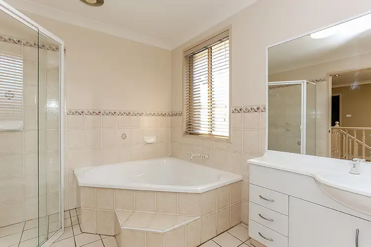 Seventh view of Homely house listing, 18 Brushwood Circuit, Mardi NSW 2259
