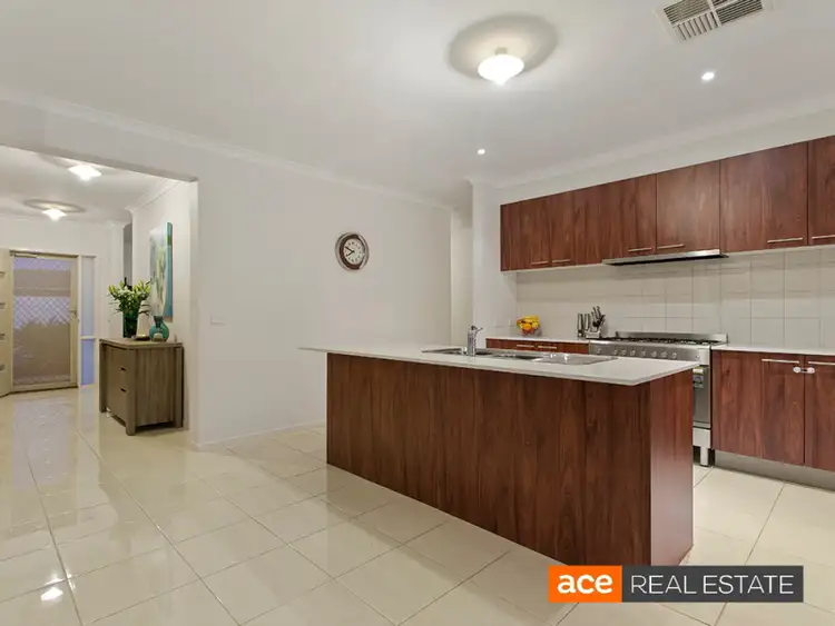 Seventh view of Homely house listing, 20 Dunlin Cres, Williams Landing VIC 3027