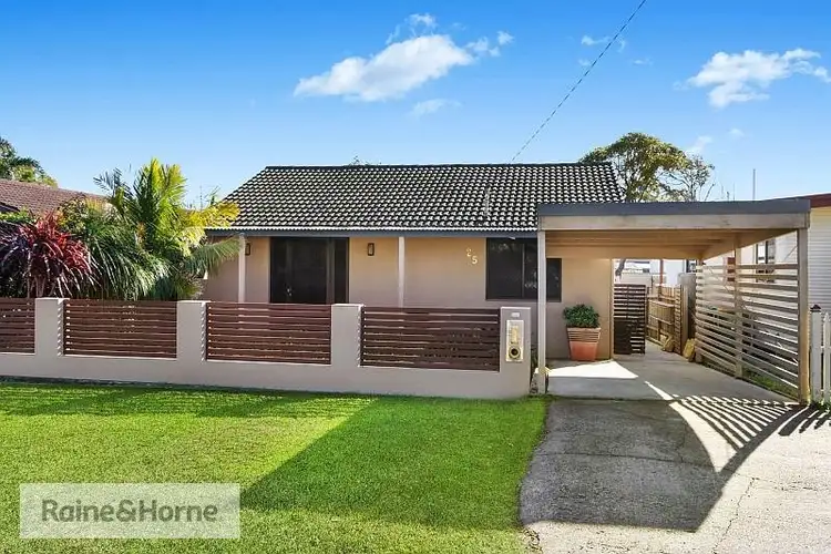 25 Oxford Street, Umina Beach NSW 2257