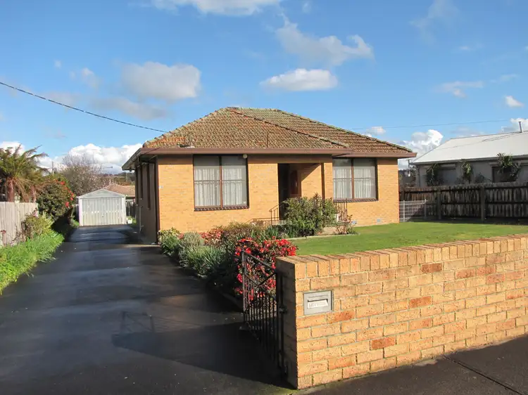 15 Tresswell Avenue, Newborough VIC 3825