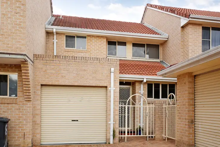 8/16-18 Cumberland Road, Ingleburn NSW 2565