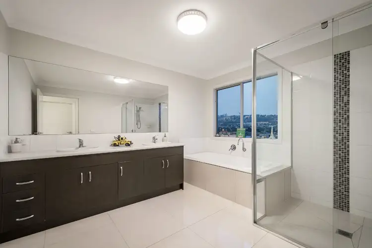 Fifth view of Homely house listing, 10 Sarah Court, South Morang VIC 3752