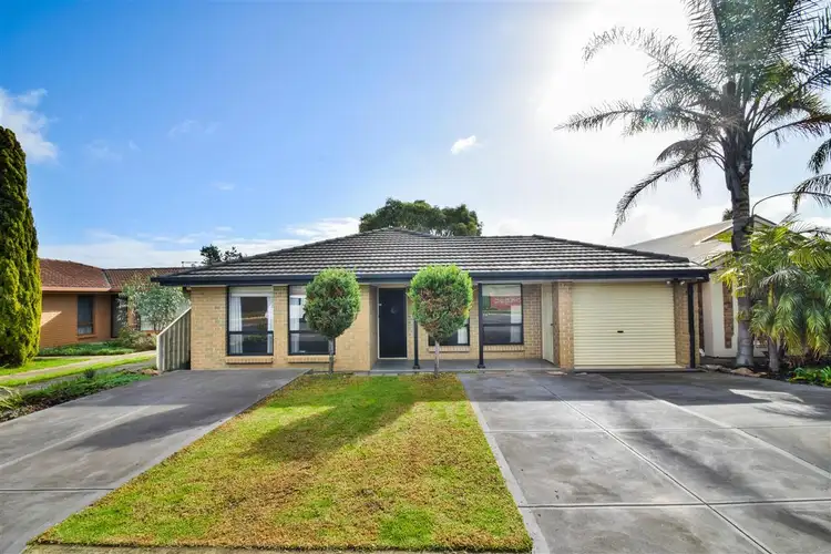 10 Rothschild Street, Woodcroft SA 5162