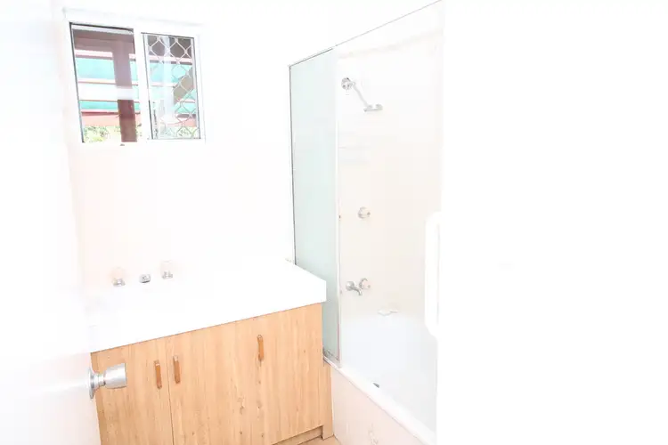 Seventh view of Homely house listing, 3 Annmore Court, Andergrove QLD 4740