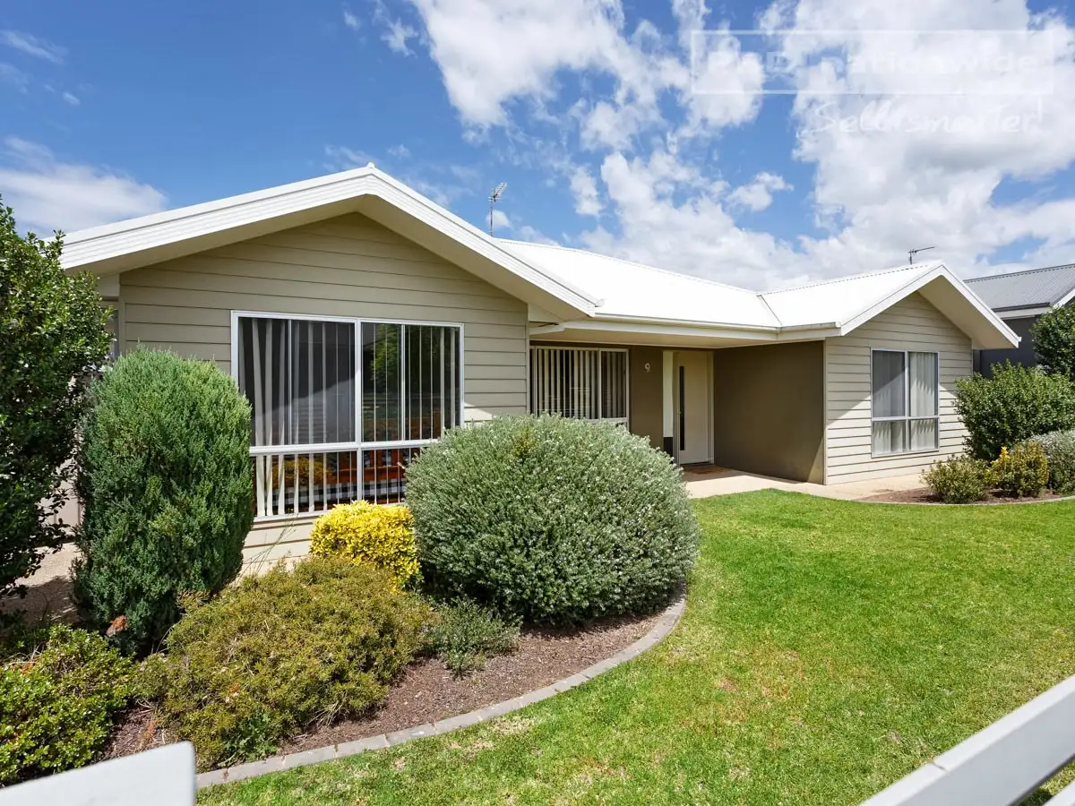 Main view of Homely house listing, 9/3 Bogong Crescent, Tatton NSW 2650