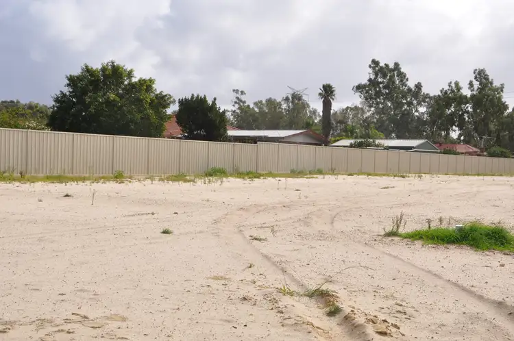3/33 Bishop road, Middle Swan WA 6056