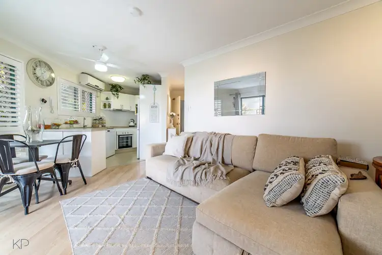 Third view of Homely apartment listing, 2/8 Tarcoola Crescent, Surfers Paradise QLD 4217