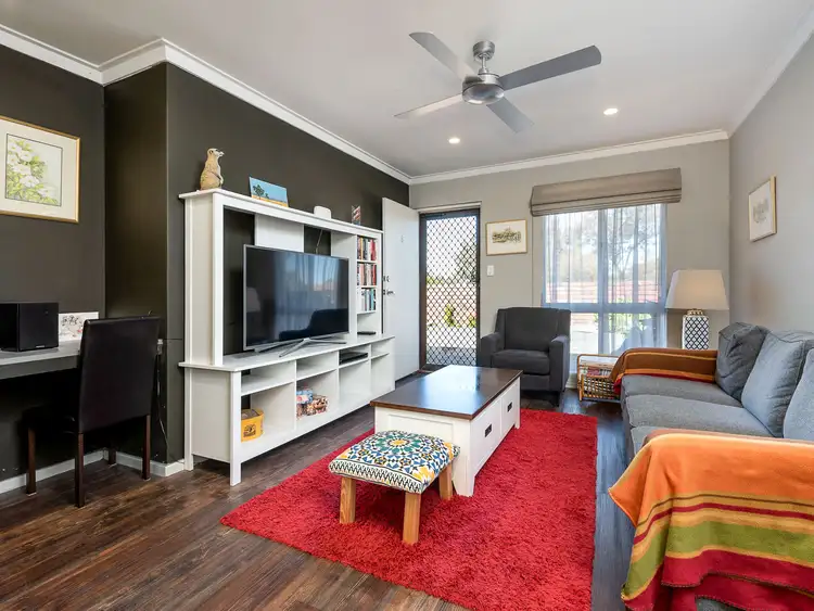 8/4 Petra Street, Palmyra WA 6157