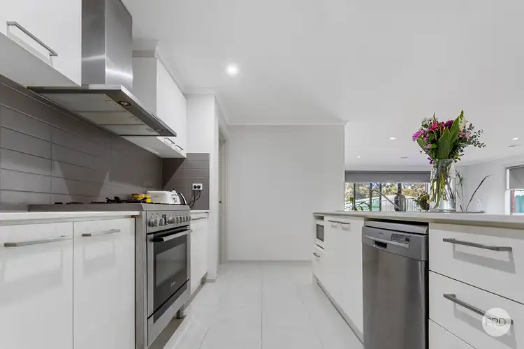 Fifth view of Homely house listing, 14 Botheras Court, Epsom VIC 3551