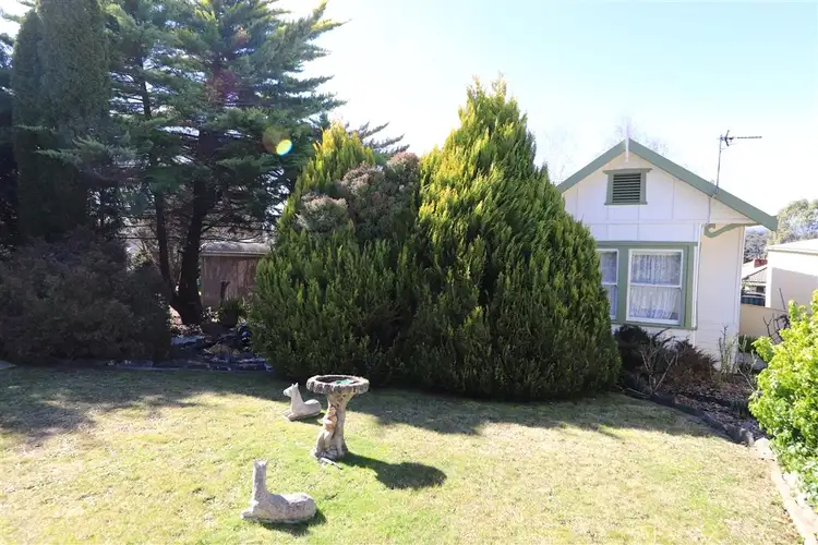 29 Tumbarumba Road, Batlow NSW 2730