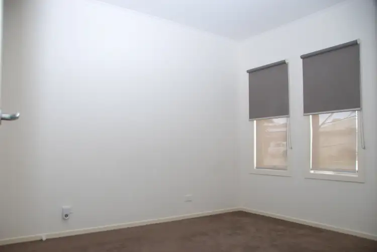 Sixth view of Homely house listing, 50 Mannavue Boulevard, Cranbourne North VIC 3977