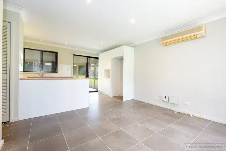 Second view of Homely house listing, 8 Yeoman Avenue, Metford NSW 2323