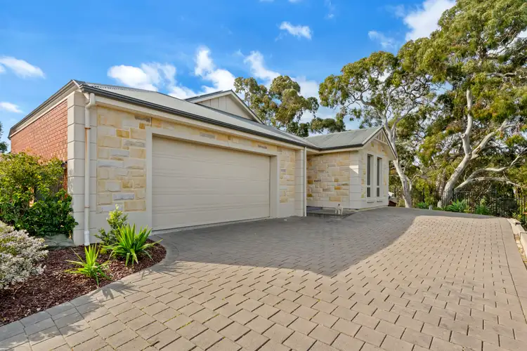 9B Hollyoaks Court, Happy Valley SA 5159