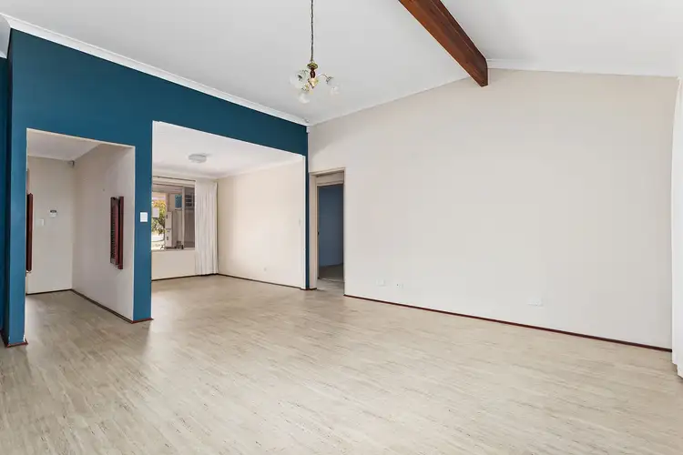 Sixth view of Homely house listing, 71 Frond Circuit, Banksia Grove WA 6031