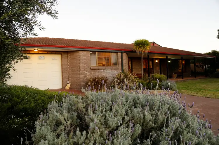 18 Hockey Place, West Beach WA 6450