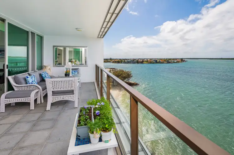 26606/2 Ephraim Island, Paradise Point QLD 4216