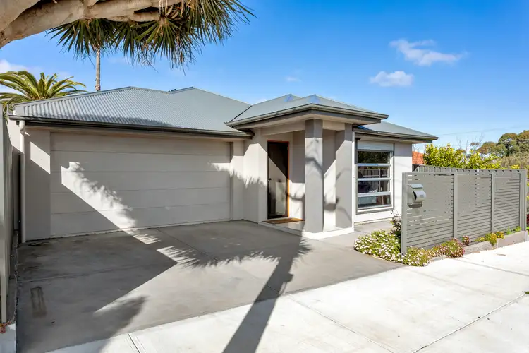 2a Agnes Street, Christie Downs SA 5164