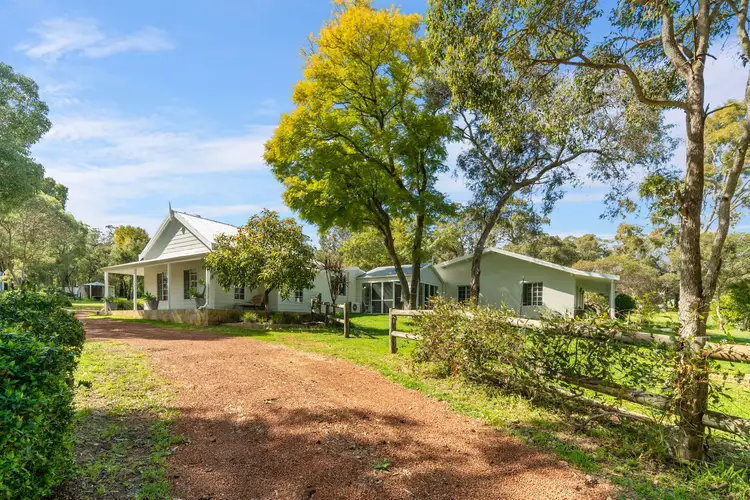 2230 Elliott Road, Mount Helena WA 6082