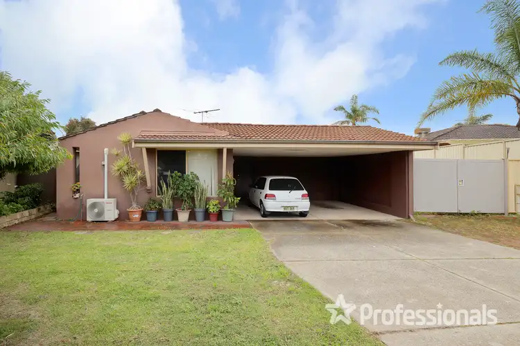21 Gould Place, Marangaroo WA 6064