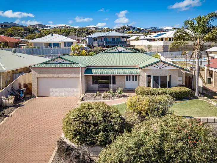 24 Oceanside Drive, Wandina WA 6530
