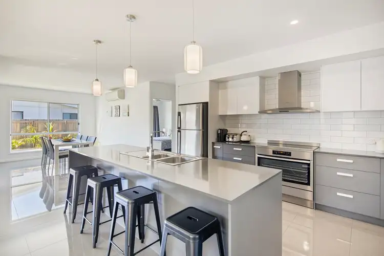 4 Spinifex Street, Sippy Downs QLD 4556